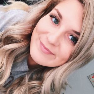 Meet your Posher, Katie beth